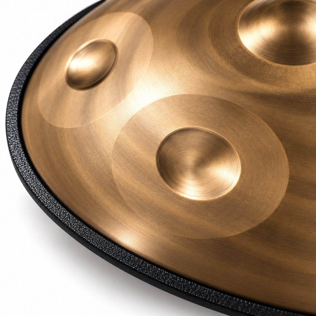 Handpan Heilige Spirale D-Moll Kurd in Gold, Detailansicht